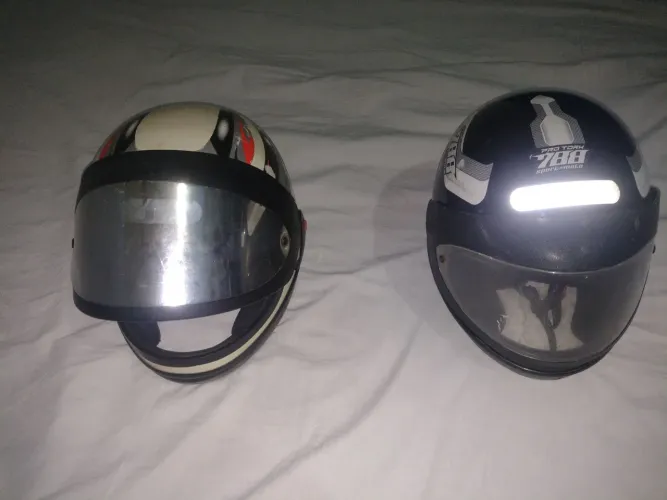 Vendo capacetes 120 cada