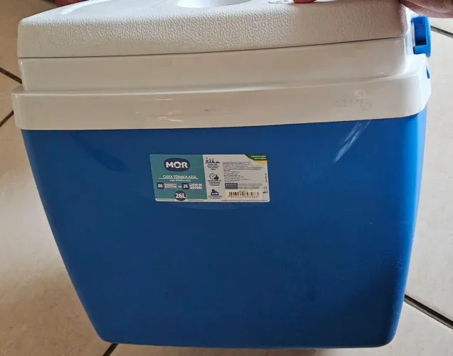 Caixa termica 26l nova