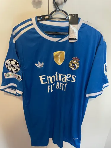 Camisa real madrid azul