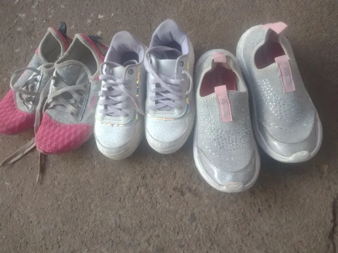 3 pares de tênis
