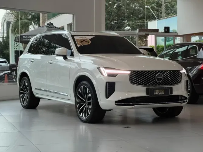Volvo XC 90 T-8 Ultra Dark 2.0 AWD (híbrido) 2025