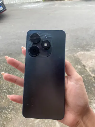Celular tecno spark 
