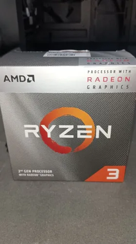 AMD Ryzen 3200G