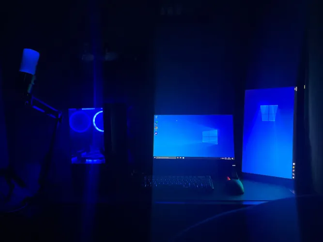 VENDO PC COMPLETO: MOUSE E TECLADO GAMER, 2 MONITORES, MICROFONE,