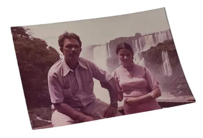 Fotografia Antiga Casal Nas Cataratas Do Iguaçu