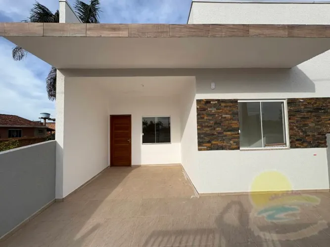 Casa com 02 dormitórios à venda, 52,49 m² por R$289.000,00 Balneário Brasília Itapoá Sc.