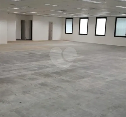 Salas com 1 quartos para locação em Cidade monções - SP