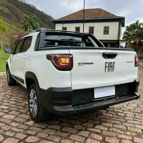 Fiat Strada Volcano 1.3 Flex 8V CD 2022
