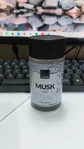 Colônia Masculina Avon Musk Rain novo 150 ml por R$ 26,00 cada
