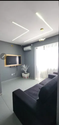 Alugo Apartamento com terraço Anual a 130 metros da praia