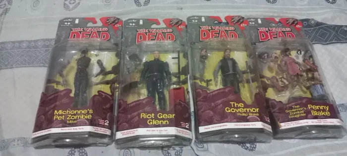 The Walking Dead Series 2 Completo Governor Glenn Penny Zombie 4 itens Mcfarlane Toys
