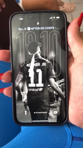 iPhone 14 semi novo