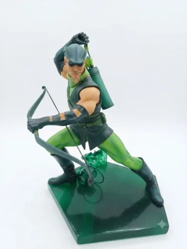 Arqueiro Verde Iron Studios 
