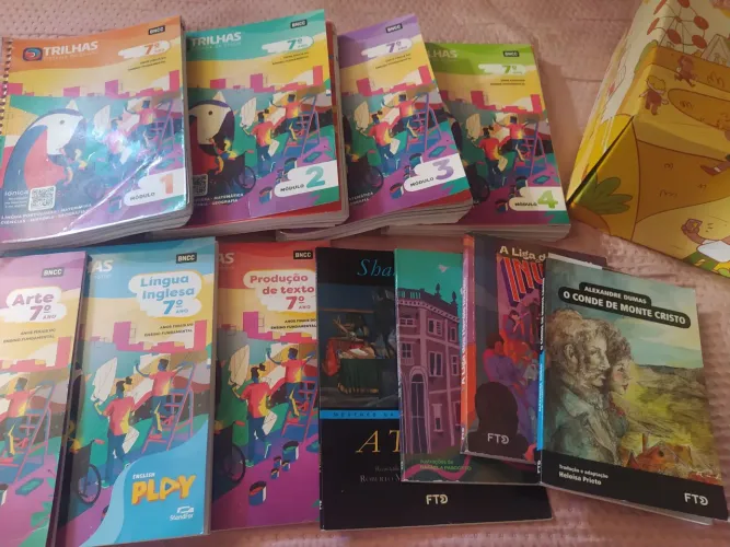 Kit de livros trilhas 7° ano do ens. Fund. 2