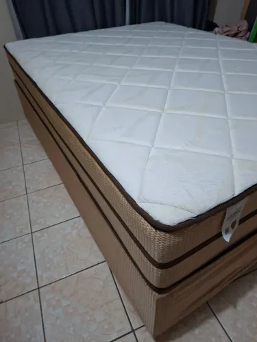 Cama box de casal
