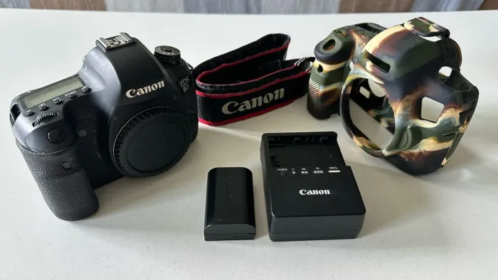 ? VENDO CANON EOS 6D ? CORPO