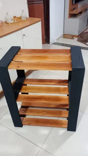 (Sapateira de madeira pinus ) 60cm altura