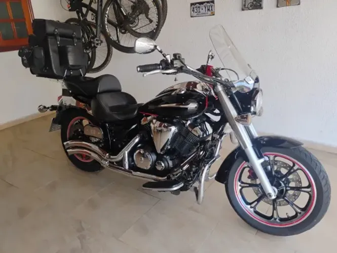 MOTO CUSTOM YAMAHA MIDNIGHT STAR 950
