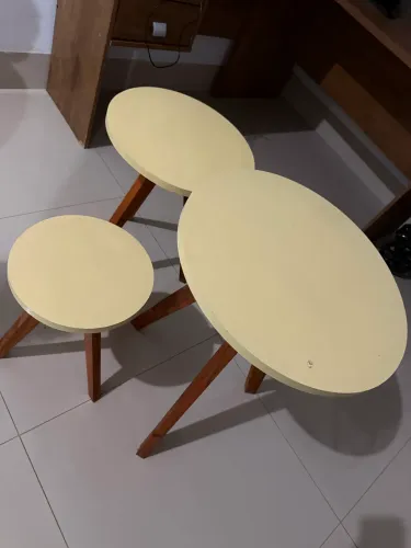Trio de mesinhas 