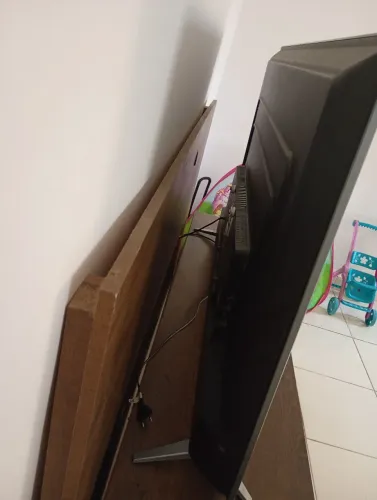 Vendo uma tv 55 Philips. 