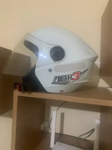 Capacete