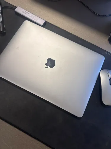 Mac book