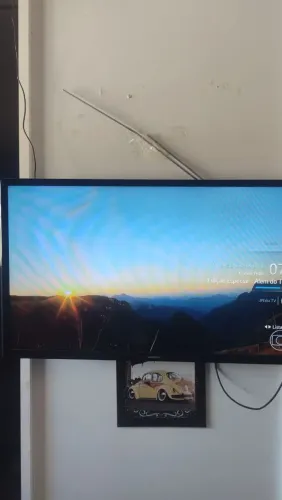Vendo uma smartv de 32 polegadas