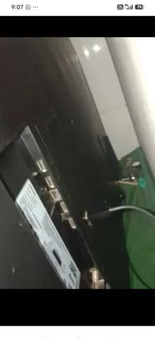 Tv 43 polegadas funcionando perfeitamente 2 anos de uso 1300 sou de goianira