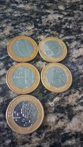 Mo3d@$ 1 R3@l colecionador