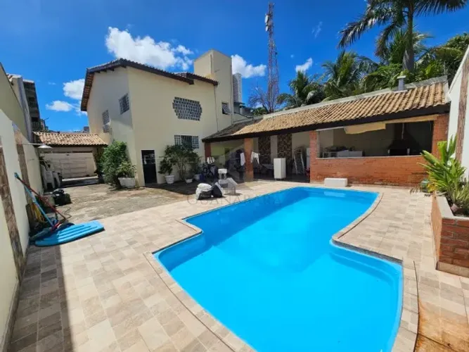Sobrado no Jardim Guanabara - 300m² - 3 Quartos - Piscina