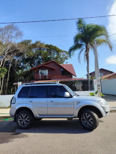 Mitsubishi Pajero TR4 2.0 Flex 16V 4X2 Aut. 2015