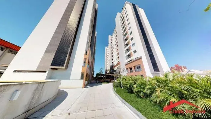 Apartamento com 1 dormitório para alugar, 36 m² por R$ 3.360,00/mês - Bucarein - Joinville