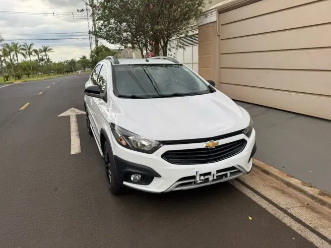 Chevrolet Onix Activ 1.4 8V Flex Aut. 4P 2019