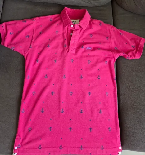 Camiseta Polo Rosa Siunattu Tamanho M