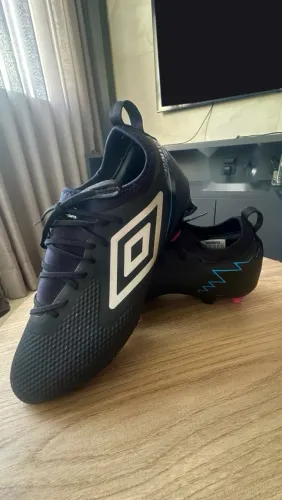 Chuteira Campo Umbro Adamant Top Speed Premier