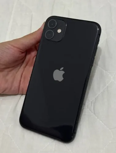 iPhone 11 64 GB