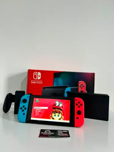 Nintendo Switch DESBLOQUEADO! COMPLETO!! (Aceito Cartão)