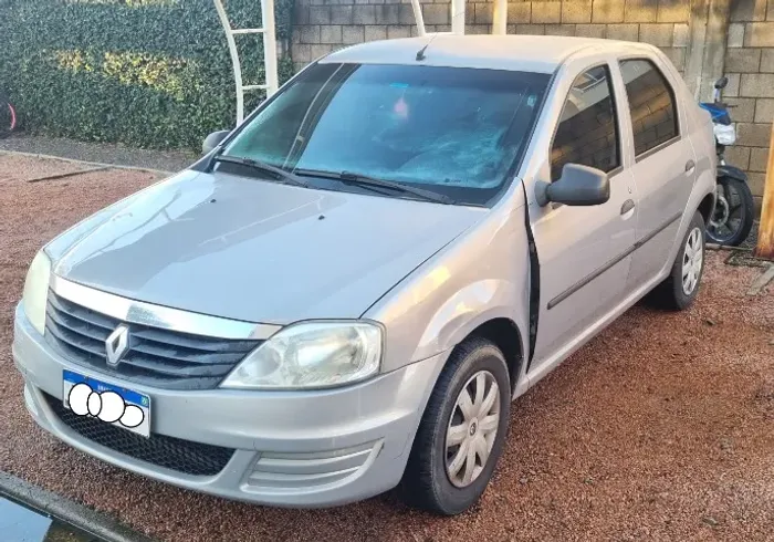 Renault Logan Authentique Hi-flex 1.0 16V 4P 2011