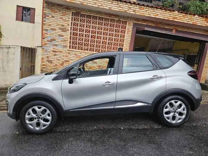 Renault Captur Life 1.6 16V Flex 5P Aut. 2018