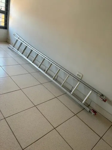 Escada Alumínio