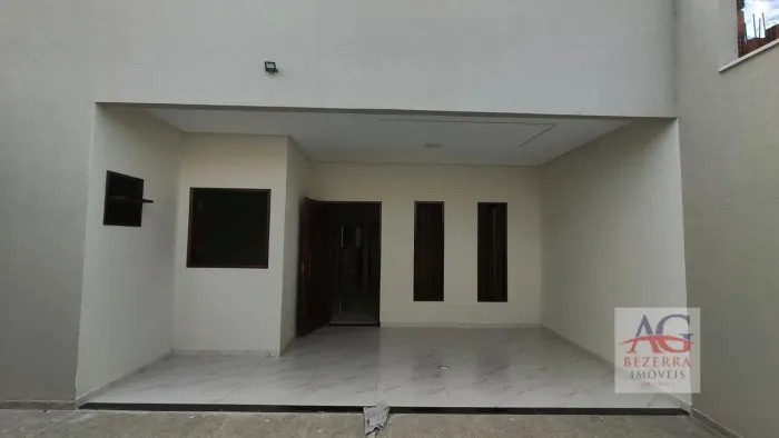 Linda Casa À Venda - Bairro Santa Luzia - Crato/CE