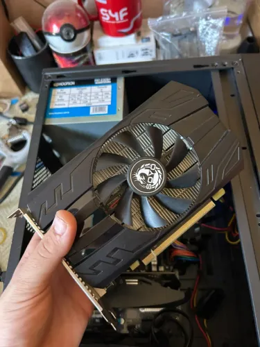 Placa de Vídeo RX 550 4GB - Ótimo Desempenho em Jogos