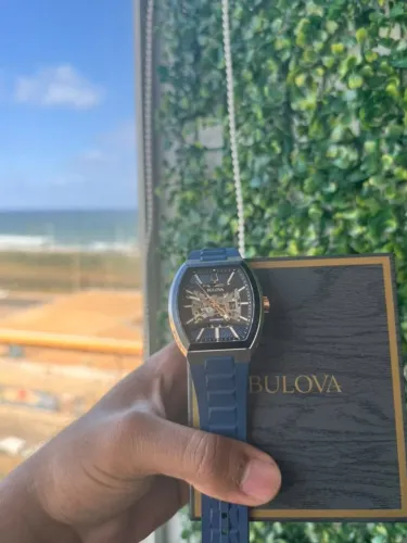 Bulova Maquina Automatic Skeleton - 98A318 - 2 Meses de Uso