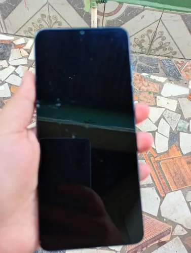 Celular moto e22 trincado