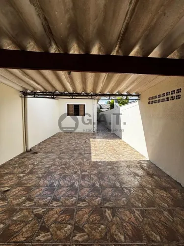 Casa à venda em Sorocaba-SP, Vila Olímpia. 1 quarto, 2 salas, 1 banheiro, 2 vagas, 79m².
