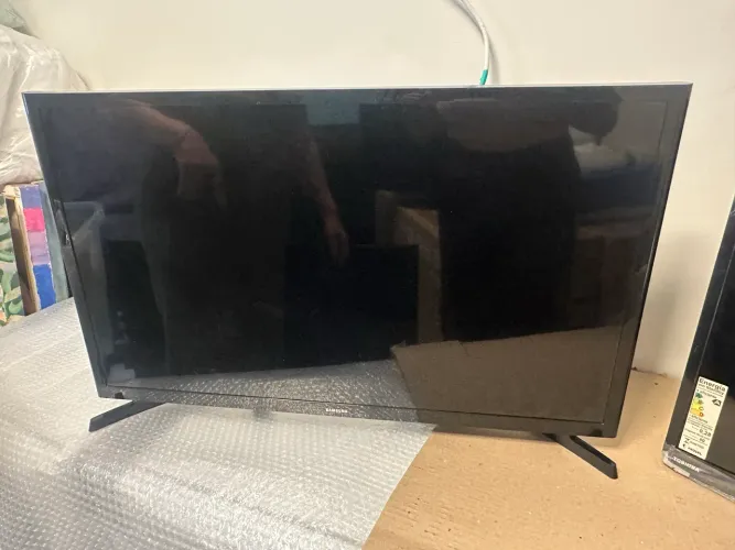 TV SAMSUNG UN32J4000AG