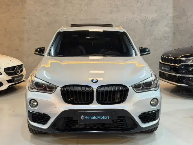 BMW X1 Sdrive 20I X-line 2.0 TB Active Flex 2018