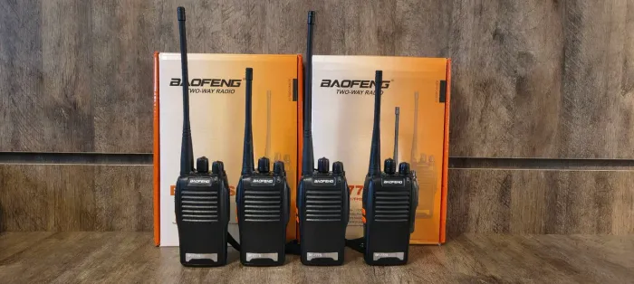 VENDO RÁDIO COMUNICADOR BAOFENG BF-777