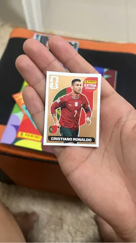 FIGURINHA LENDÁRIA CR7 