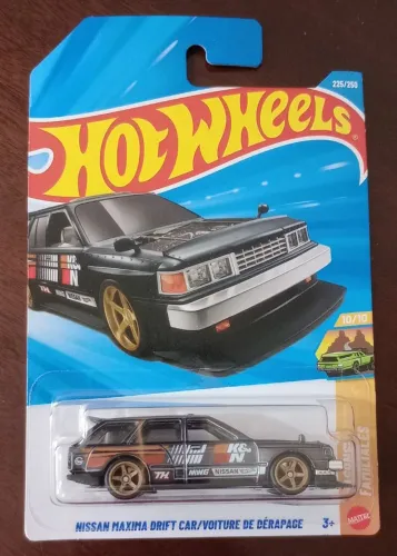 Nissan Maxima Drift Car STH Hotwheels